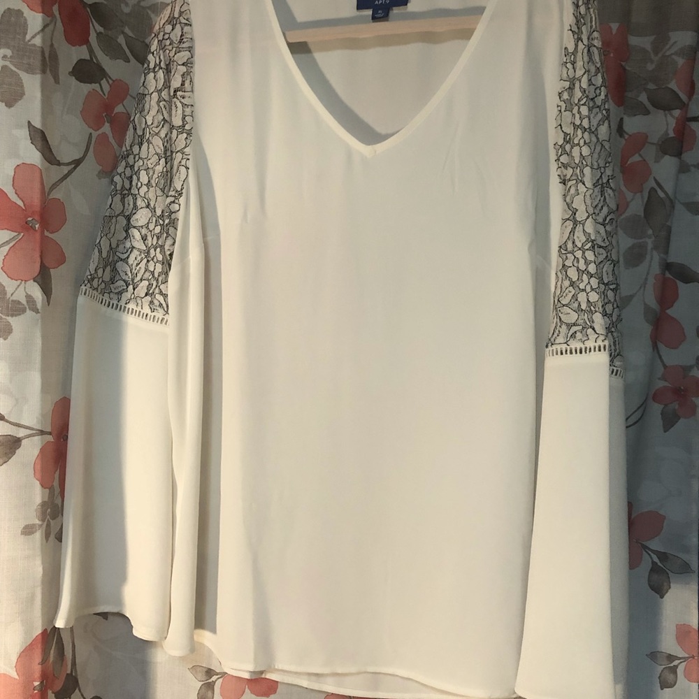 White Apt. 9 dress shirt with flare sleeves and lace cutouts